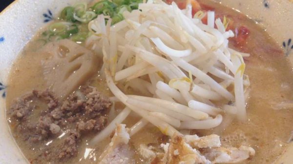 濃厚味噌らぁ麺　850円(みそ味専門 マタドール)