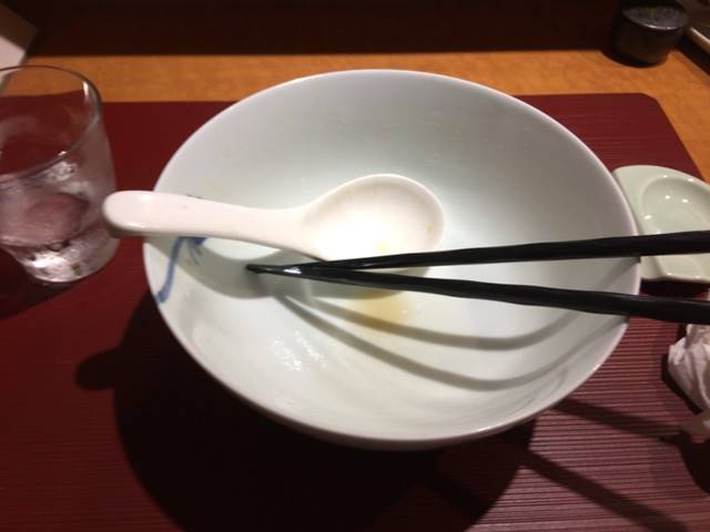 浅草のラーメン屋 『麺 みつヰ』麺完食