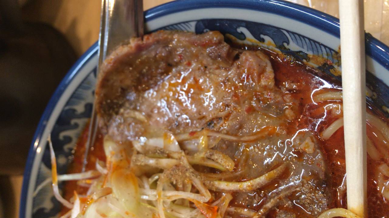 ラーメンソレナリ(Sorenari)の辛そばの肉