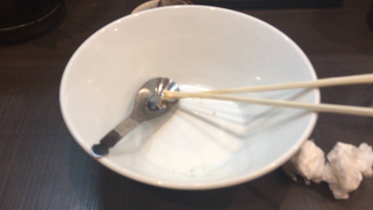 完食した丼：麺屋りゅうの塩ラーメン750円