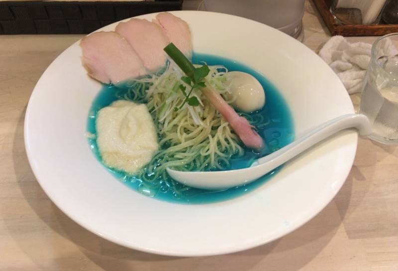 夏季限定鮮魚系冷やしラーメン鮎清湯『半分、青い。』｜拉麺 吉法師