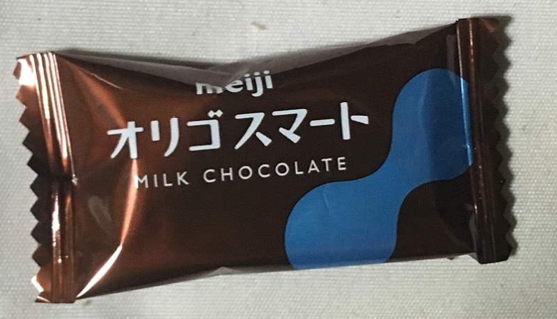 個別の包装：meiji オリゴスマートミルクチョコレート65g