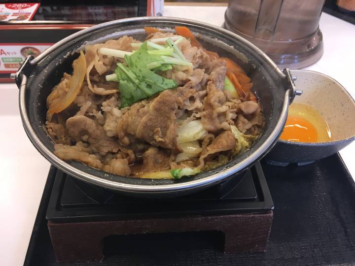 2019年10月 吉野家の「牛すき鍋膳」