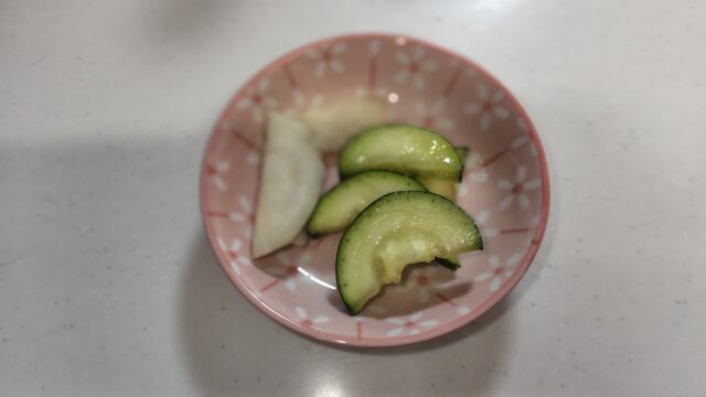 ズッキーニとカブのぬか漬け