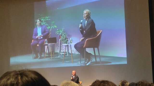 対談中の糸井さん