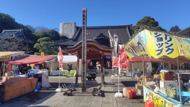 泉岳寺の境内　お祭り準備中