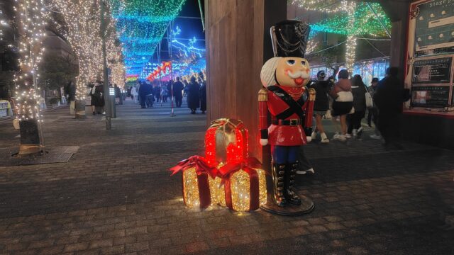 KAGAWA Christmas Market入り口のオブジェ